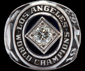 Sold at Auction: 1963 Los Angeles Dodgers World Series Ring