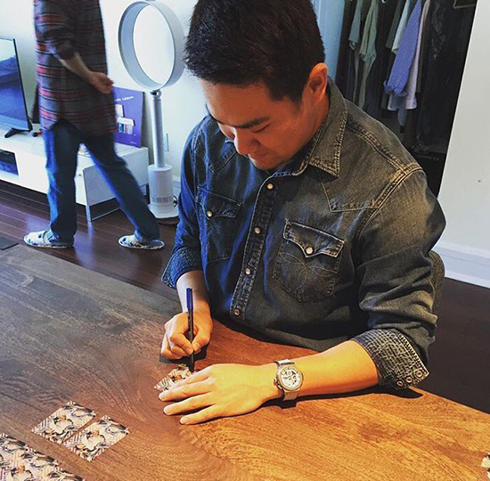 Masahiro Tanaka Signing Autographs Topps