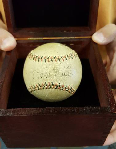 Babe Ruth Memorabilia, Babe Ruth Collectibles, Verified Signed Babe Ruth  Photos