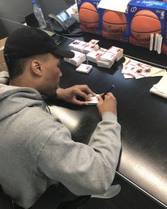 Lillard Signing