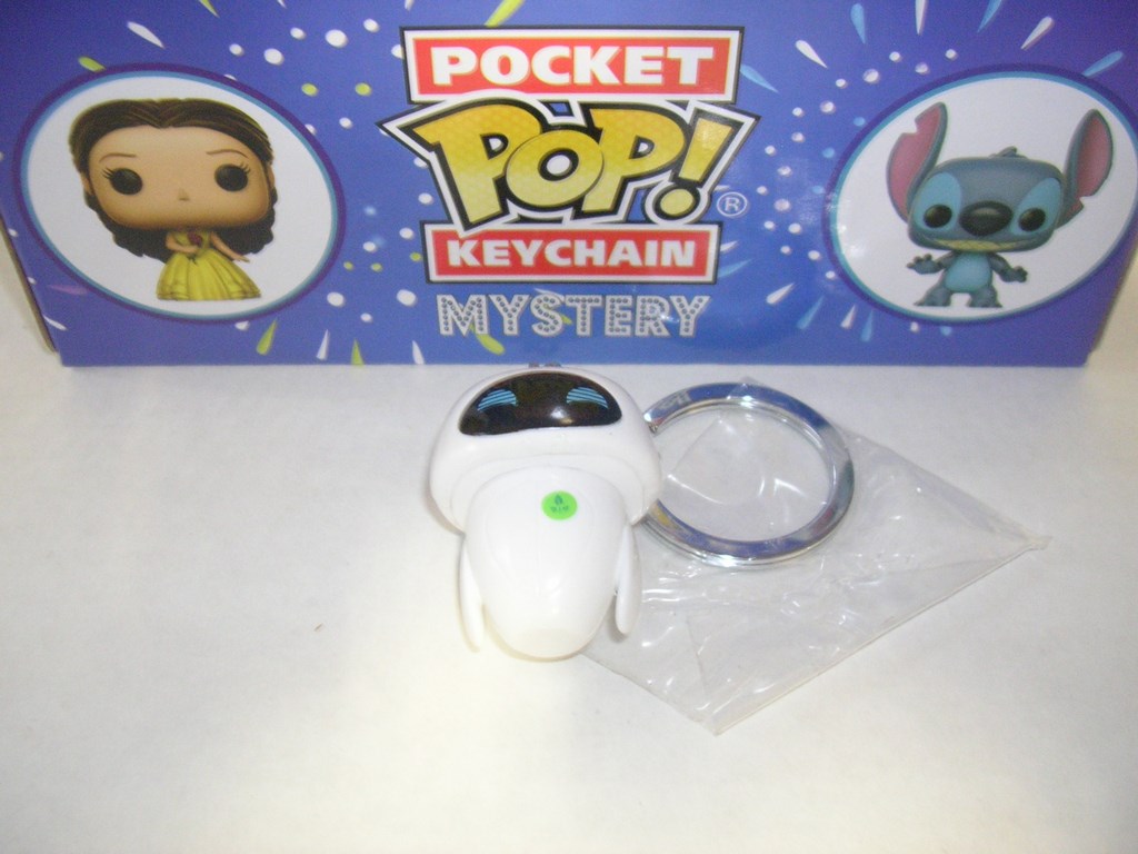 disney pocket pop keychain mystery