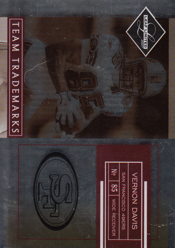 2007 Leaf Limited - #16 DeAngelo Williams /659