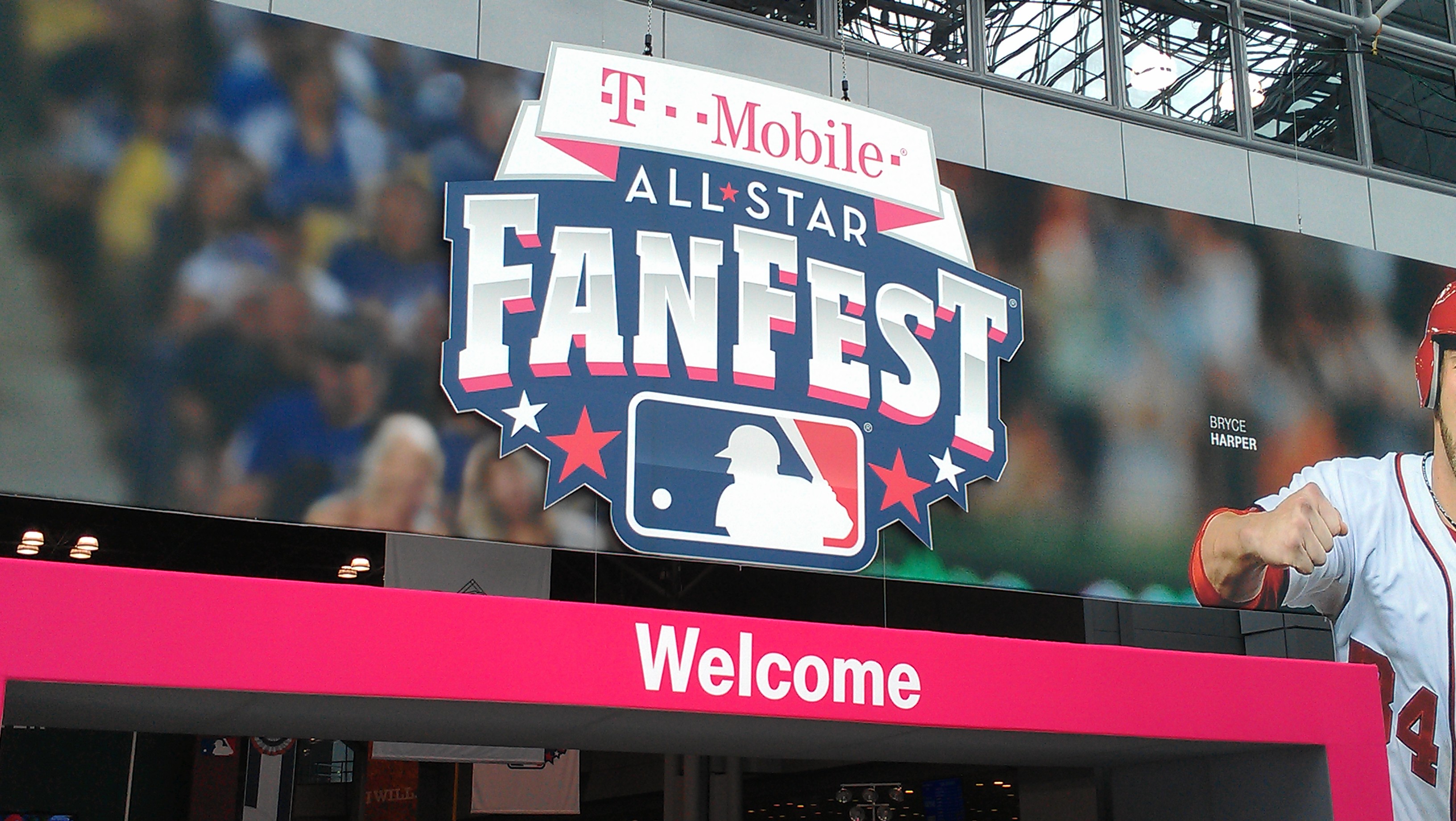 MLB Fan Fest has something for every baseball fan (with photo gallery
