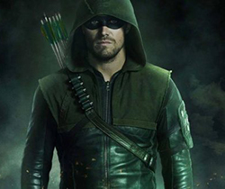 Stephen Amell Autograph Cards Coming from Cryptozoic