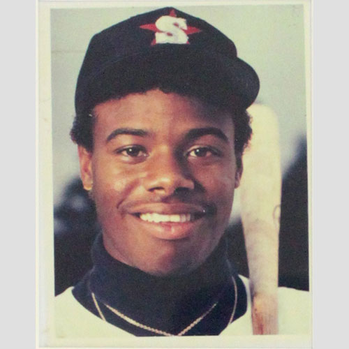 Iconic 1989 Upper Deck Ken Griffey Jr. rookie card stands test of time