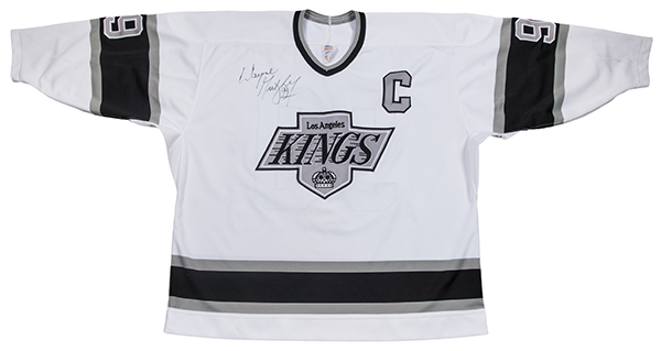 Wayne Gretzky Game-Used 1990-91 Los Angeles Kings Home Jersey 600 - Beckett  News