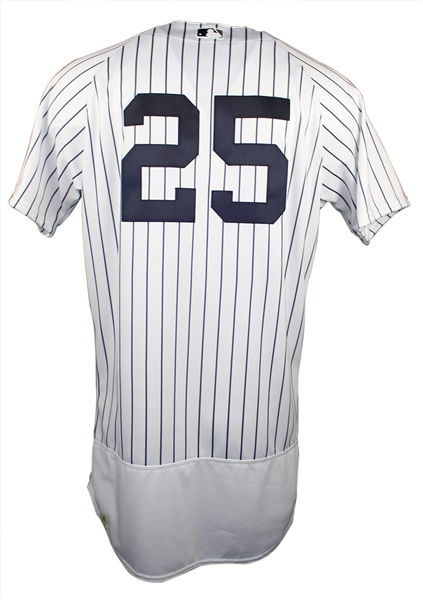 Lids Gleyber Torres New York Yankees Autographed Topps Majestic Authentic  Jersey