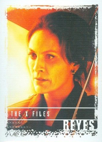 X Files Seasons 10 & 11 Autograph Card Megan Peta Hill as Molly 