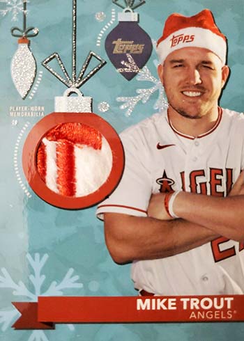 MIKE TROUT - 2020 TOPPS HOLIDAY PHOTO VARIATION #HW123 /GARLAND IN  BACKGROUND