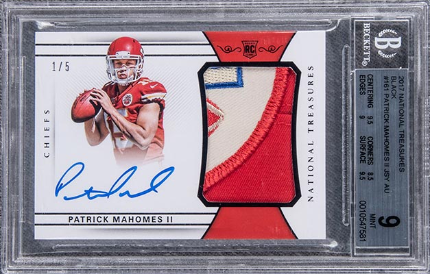 Tom Brady rookie card sells for record $1.32 million