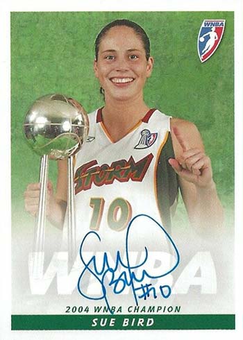 2005 Rittenhouse WNBA Autographs Sue Bird with Trophy