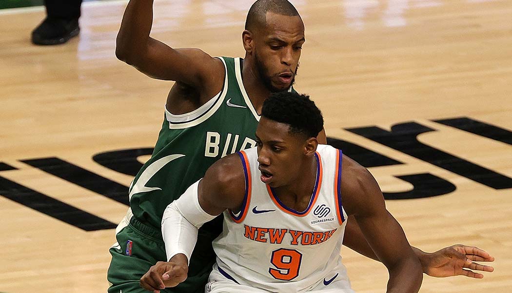 RJ Barrett New York Knicks Game-Used White Shorts from the 2021-22