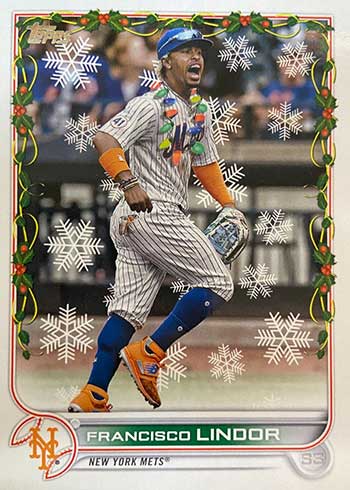 MIKE TROUT - 2020 TOPPS HOLIDAY PHOTO VARIATION #HW123 /GARLAND IN  BACKGROUND